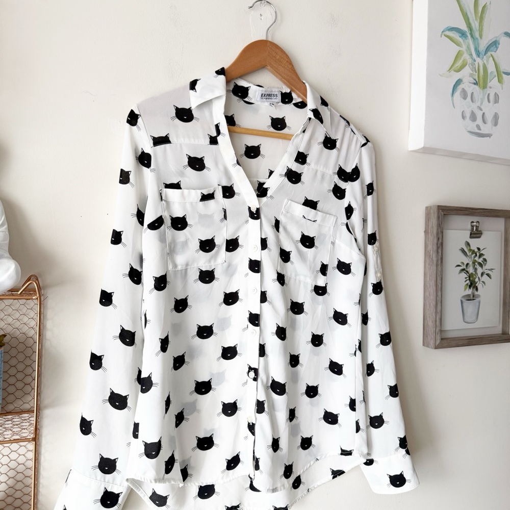 Express Portofino Button Down Blouse Ivory Black Cat Rare Print Size Small - Picture 7 of 14